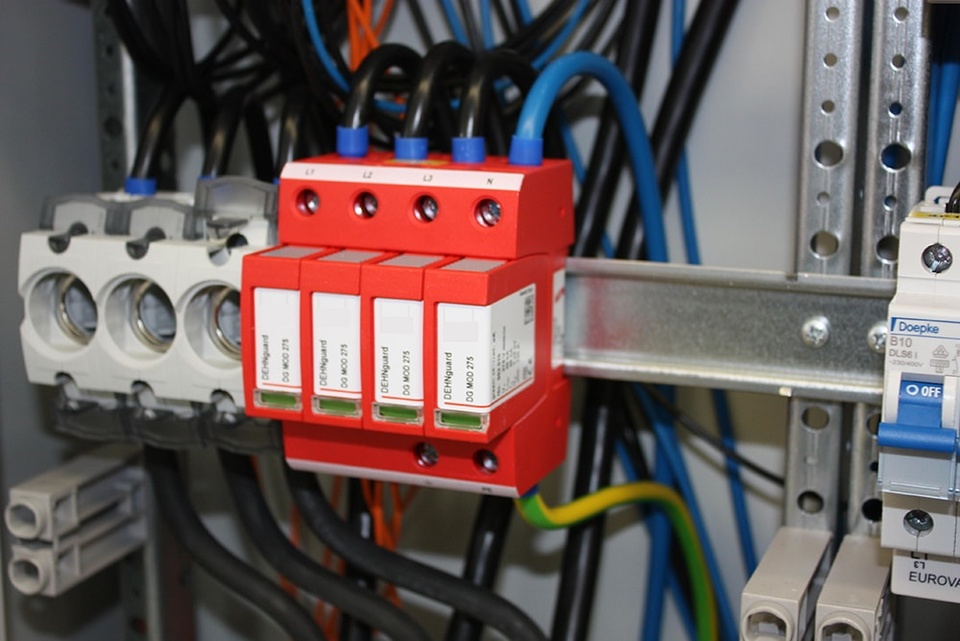 U berspannungsschutz bei Elektrotechnik Gül in Ober-Ramstadt